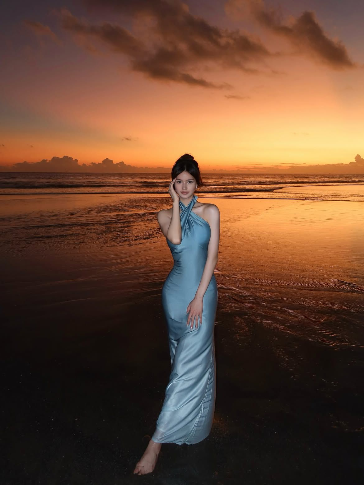 Elegant Halter Blue Satin Mermaid Long Wedding Guest Dress Formal Bridesmaid Dress Party Dress SP1272