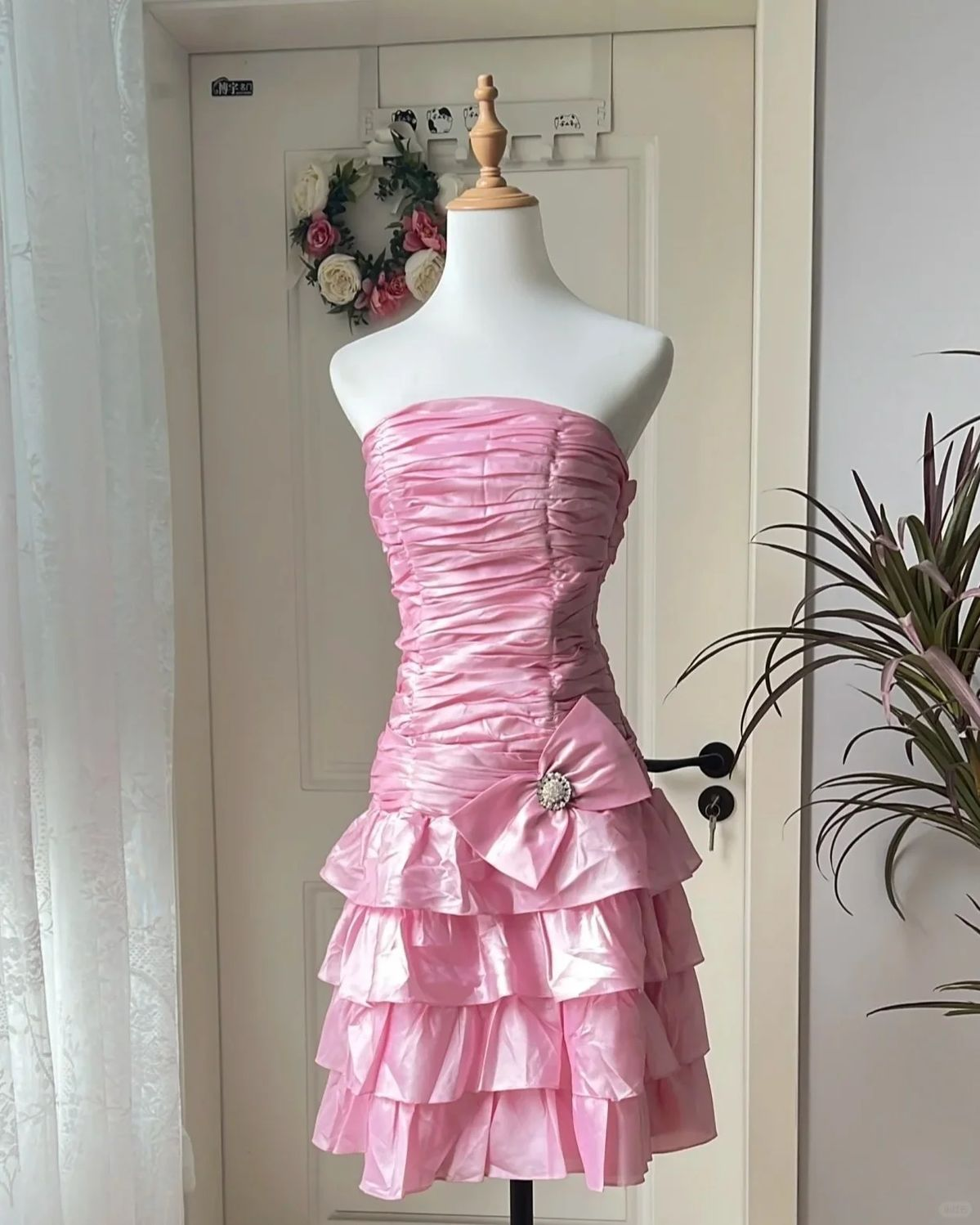 Cute Pink Satin Pleated Layered Short Homecoming Dress Birthday Outfits Y9917