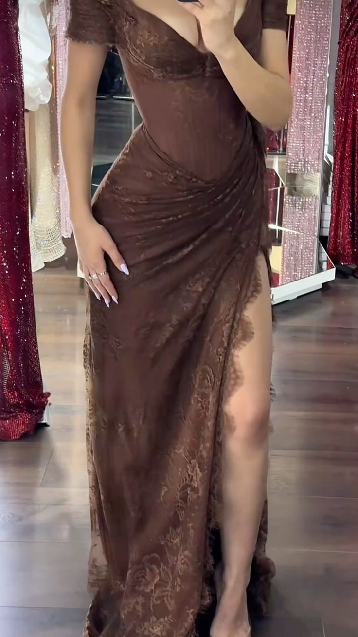 Vintage V Neck Brown Lace Sheath Long Party Dress High Slit Prom Dresses SP2318