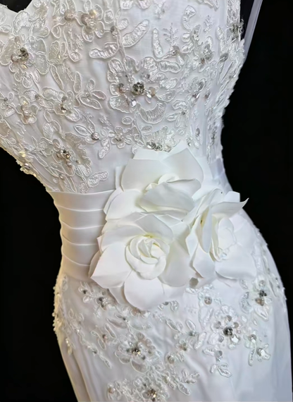 Classy Sleeveless V Neck White Tulle Lace Appliques Mermaid Long Wedding Dress SP2378