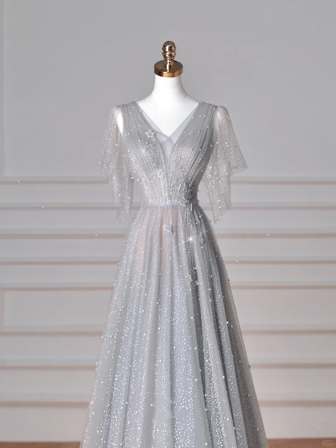 Sparkly Gray Tulle Sequins A Line Prom Dress,Sexy V Neck Evening Dress Y8638