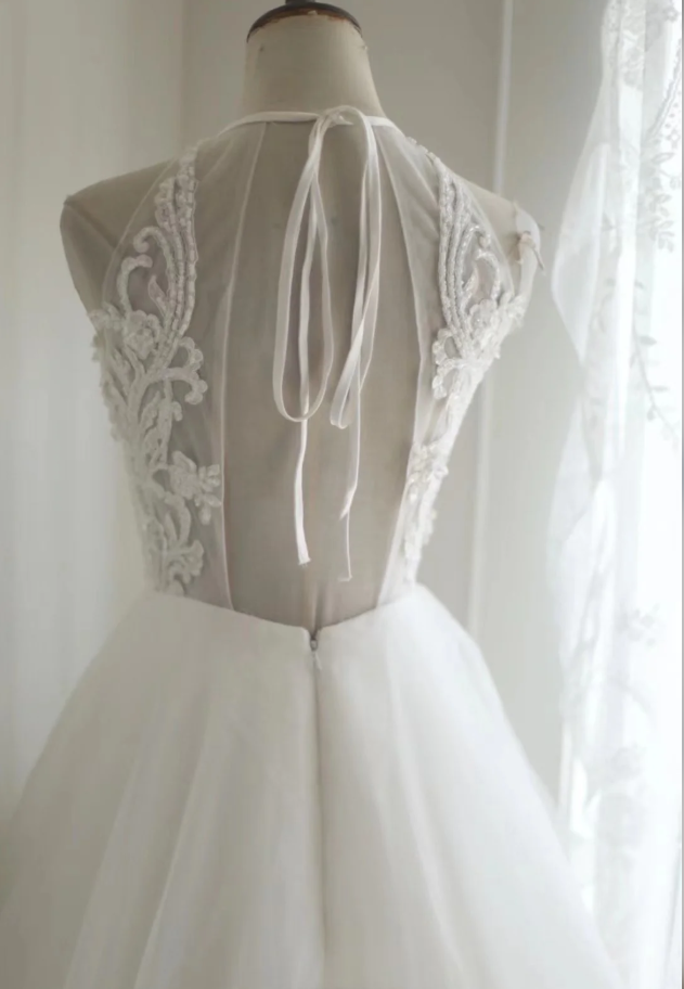 Pretty Halter Sleeveless White Tulle Beaded Long Mermaid Wedding Dress Formal Bridal Dress SP1168