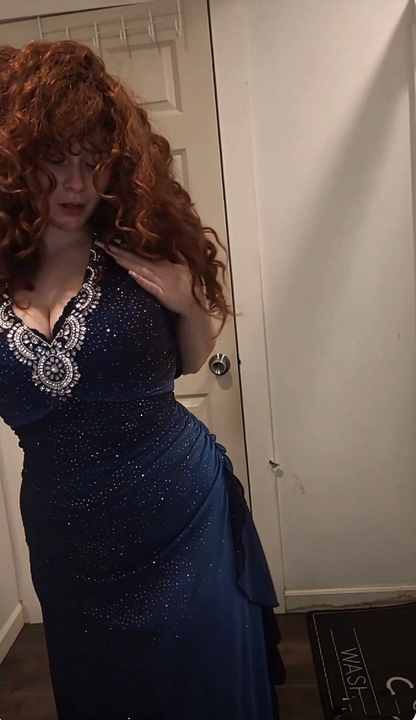 Elegant Navy Blue Prom Dress Halter V Neck Chiffon Beaded Long Party Dress SP4229