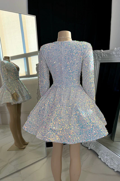 Sparkling V-neck A-line Graduation Dress With Sequins,White Short Homecoming Dress Y1951