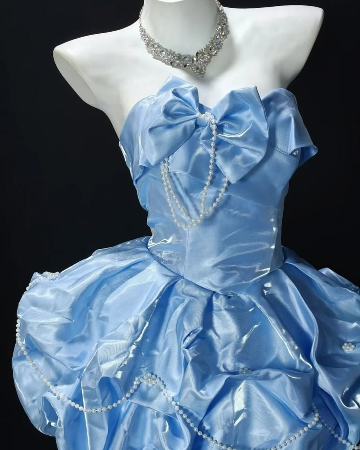 Charming Strapless Blue Satin Pleated Bow A Line Short Homecoming Dress Birthday Outfits SP3491