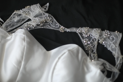 Charming Sleeveless Satin Beaded Mermaid Long Wedding Dress Formal Bridal Dress SP1241