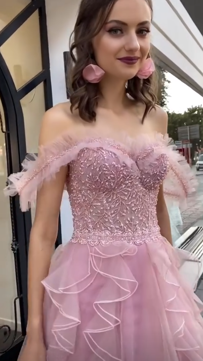 Elegant Off The Shoulder Tulle Ruffles Beaded Pink Long Party Dress Prom Gowns SP4275