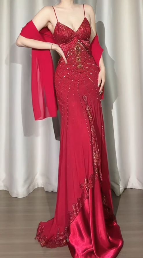 Charming Spaghetti Straps V Neck Chiffon Beaded Mermaid Party Dress Red Birthday Prom Gowns SP1755
