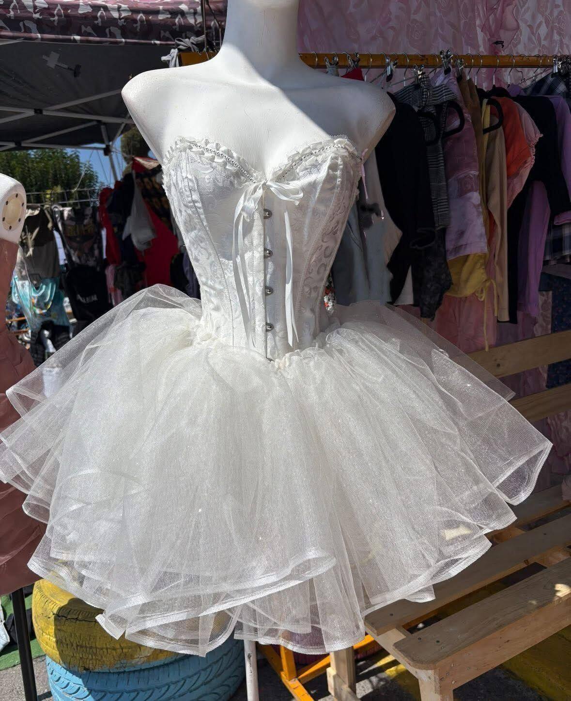 Elegant Sweetheart Neck Tulle A Line Short Birthday Outfits White Formal 7th Grade Homecoming Dress SP2420