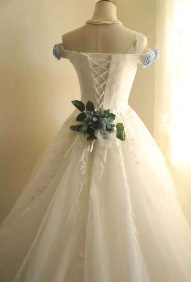 Pretty Off The Shoulder White Tulle Sequin Appliques Long Wedding Dress SP1245