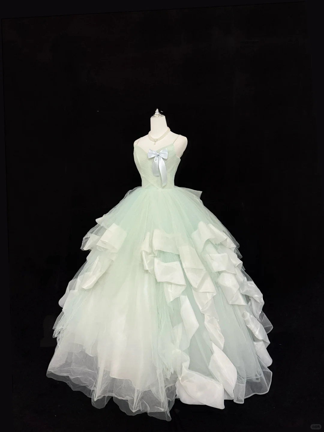 Sweet Spaghetti Straps Mint Green Tulle Ball Gown Formal Quinceanera Dress With Bow SP2218