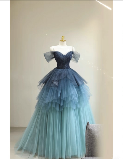 Stunning Ball Gown Gradite Tulle Puffy Sweetheart Short Sleeves Blue Ruffles Pleated Long Prom Dresses Sweet 16 Dresses Y6786