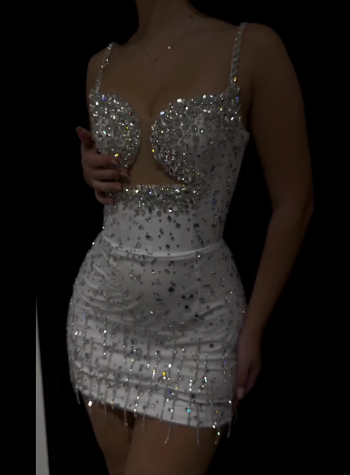 Gorgeous White Spaghetti Straps Satin Beaded Sheath Cocktail Dress Short Graduation Homecoming Dress Y9264