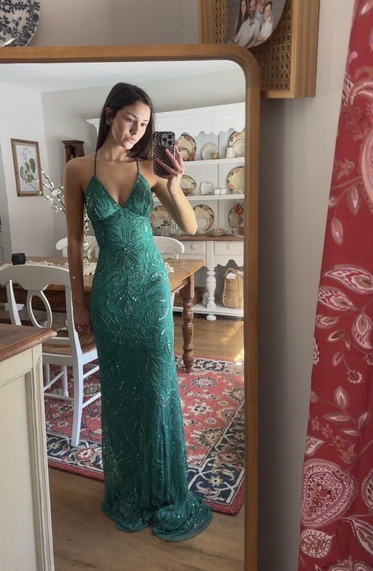 Chic Green V Neck Chiffon Sequin Beaded Mermaid Long Party Dress Birthday Dress SP2227