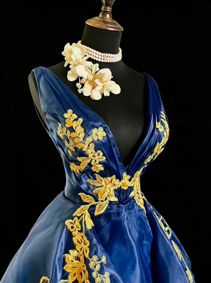 Vintage Sleeveless V Neck Ball Gown Navy Blue Tulle Appliques Evening Gown Prom Dress SP2376