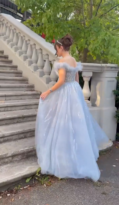 Elegant Strapless Sky Blue Tulle Sequin Feathers Slit Mermaid Prom Dress Long Party Gown SP448