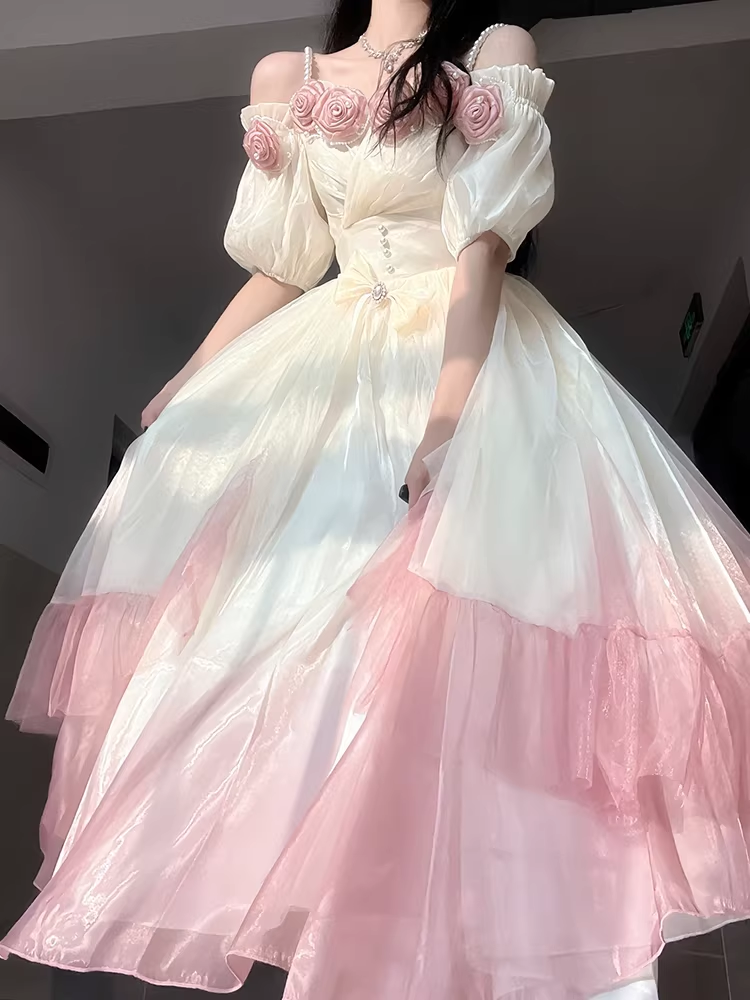 Roses Flowers Masquerade Prom Dress Pink Gradient Floral Wedding Dress Vintage Princess Dress with Pearls Y2401