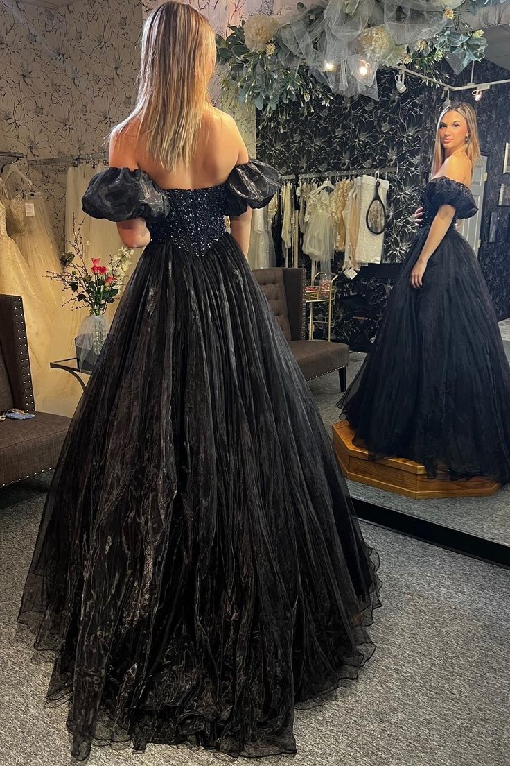Black A-line Puff Off-the-Shoulder Beaded Tulle Long Prom Dress Y5750