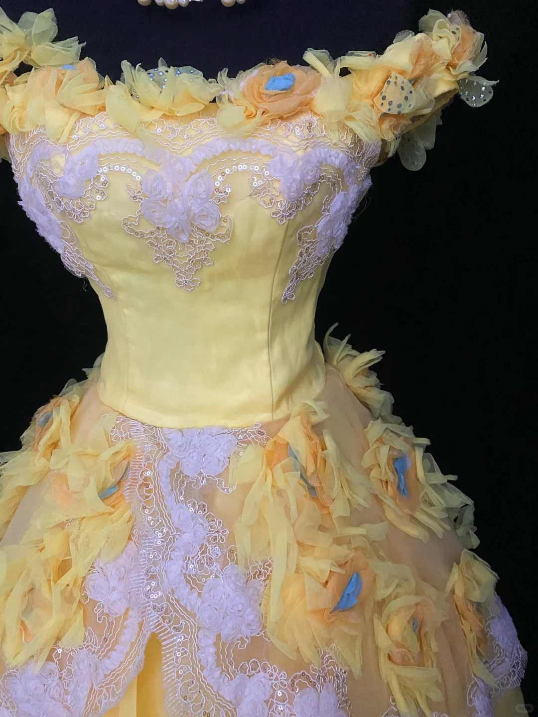 Vintage Off The Shoulder Yellow Tulle Lace Appliques Quinceanera Dress Sweet 15 Dress SP4081