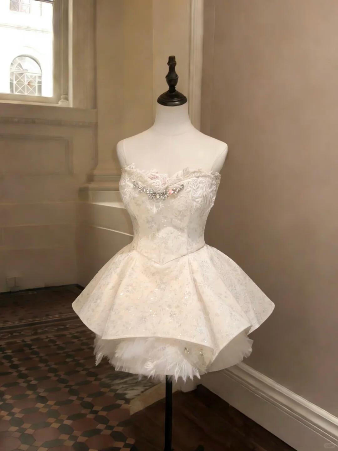 Cute Sweetheart Neck Satin Sequin A Line Short Homecoming Dress Off White Mini Birthday Outfits SP2396