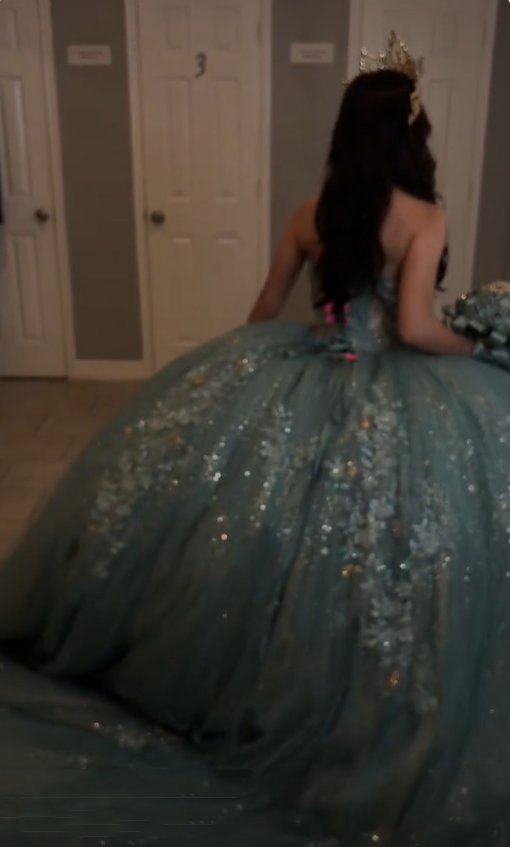 Elegant Green Strapless Princess Ball Dress, Sparkle Sequin Lace Beaded Tulle Sweet 16 Dress SP2739