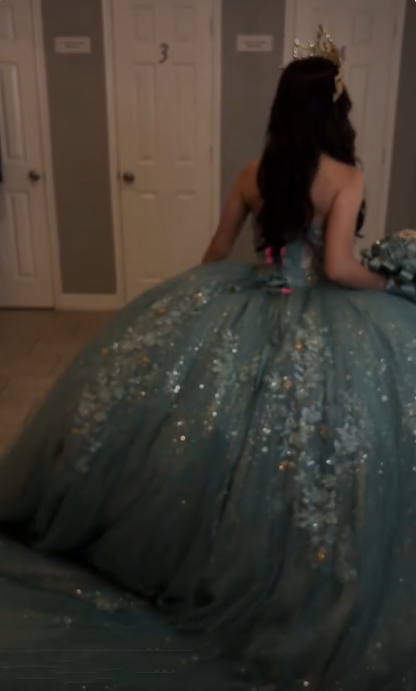 Elegant Green Strapless Princess Ball Dress, Sparkle Sequin Lace Beaded Tulle Sweet 16 Dress SP2739