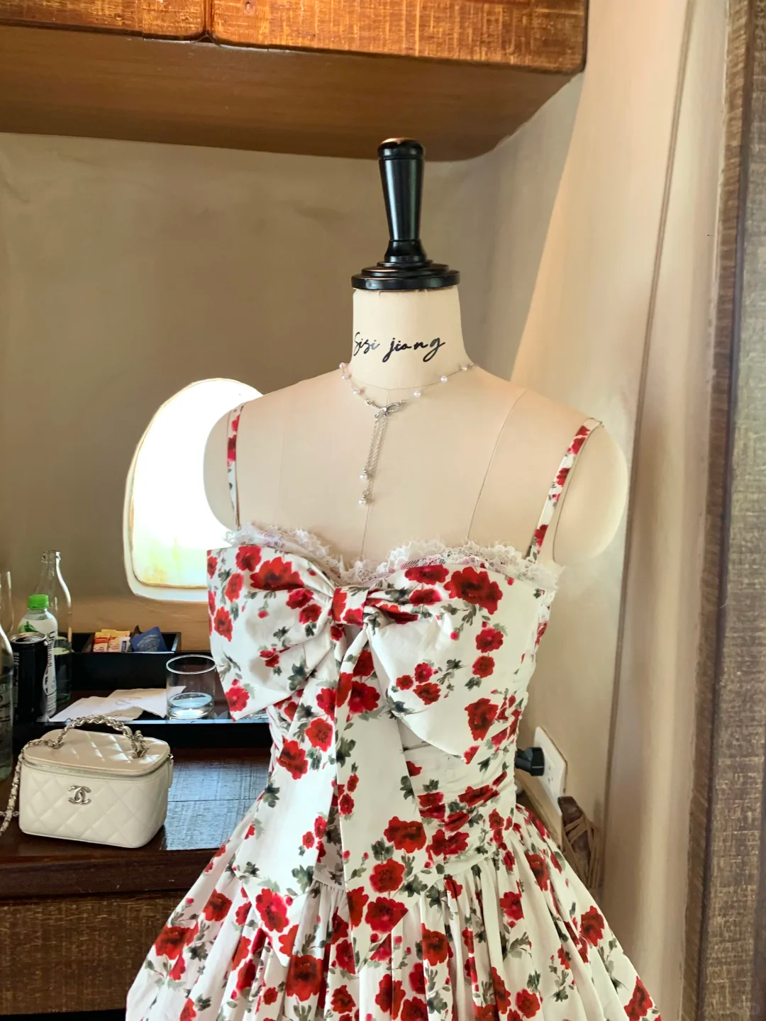 Sweet Spaghetti Straps Mini Cocktail Dress Satin Rose Floral A Line Short 8th Grade Homecoming Dress With Bow SP2362