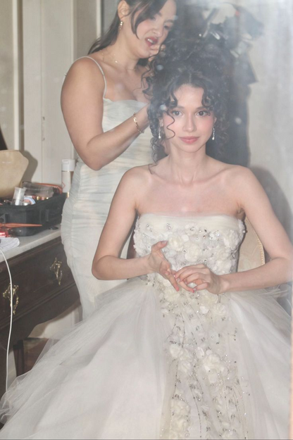 Glamorous Strapless Tulle Floral Beaded Long Wedding Dress White Bridal Dresses SP2114