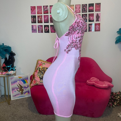 Gorgeous Pink V Neck Satin Appliques Beaded Sheath Cocktail Dress Short Homecoming Dress Birthday Outfits Y9165