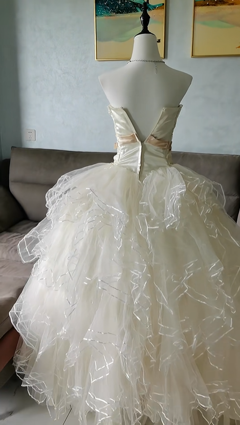 Sweet Off White irregular Tulle embroidery Sequin Princess Ball Gown Quinceanera Dress SP2327