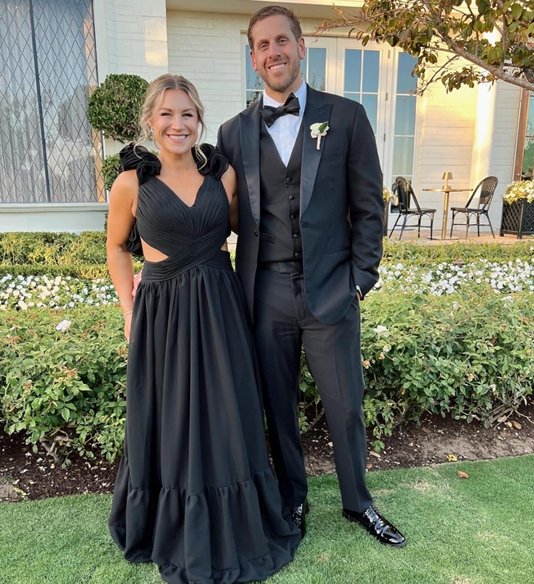 Chiffon A Line Ruffle Prom Dresses for Women V Neck Long Bridesmaid Dresses Backless Formal Evening Gowns  Y3043