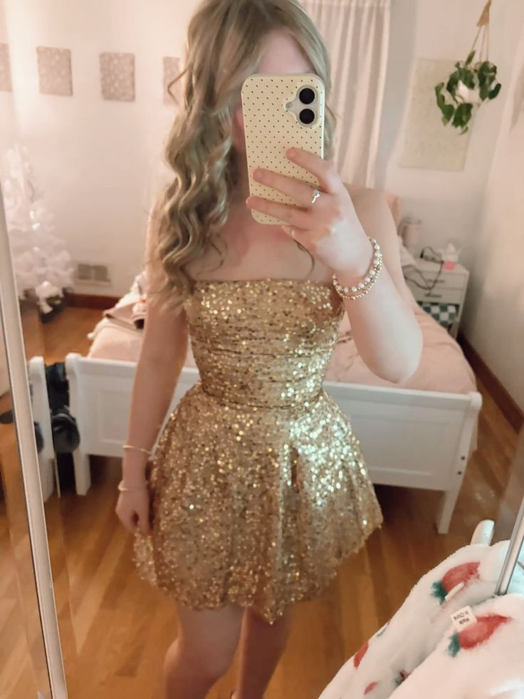 Gorgeous Strapless Sequin A Line Short 9th Grade Homecoming Dress Gold Mini Cocktail Dress SP2308