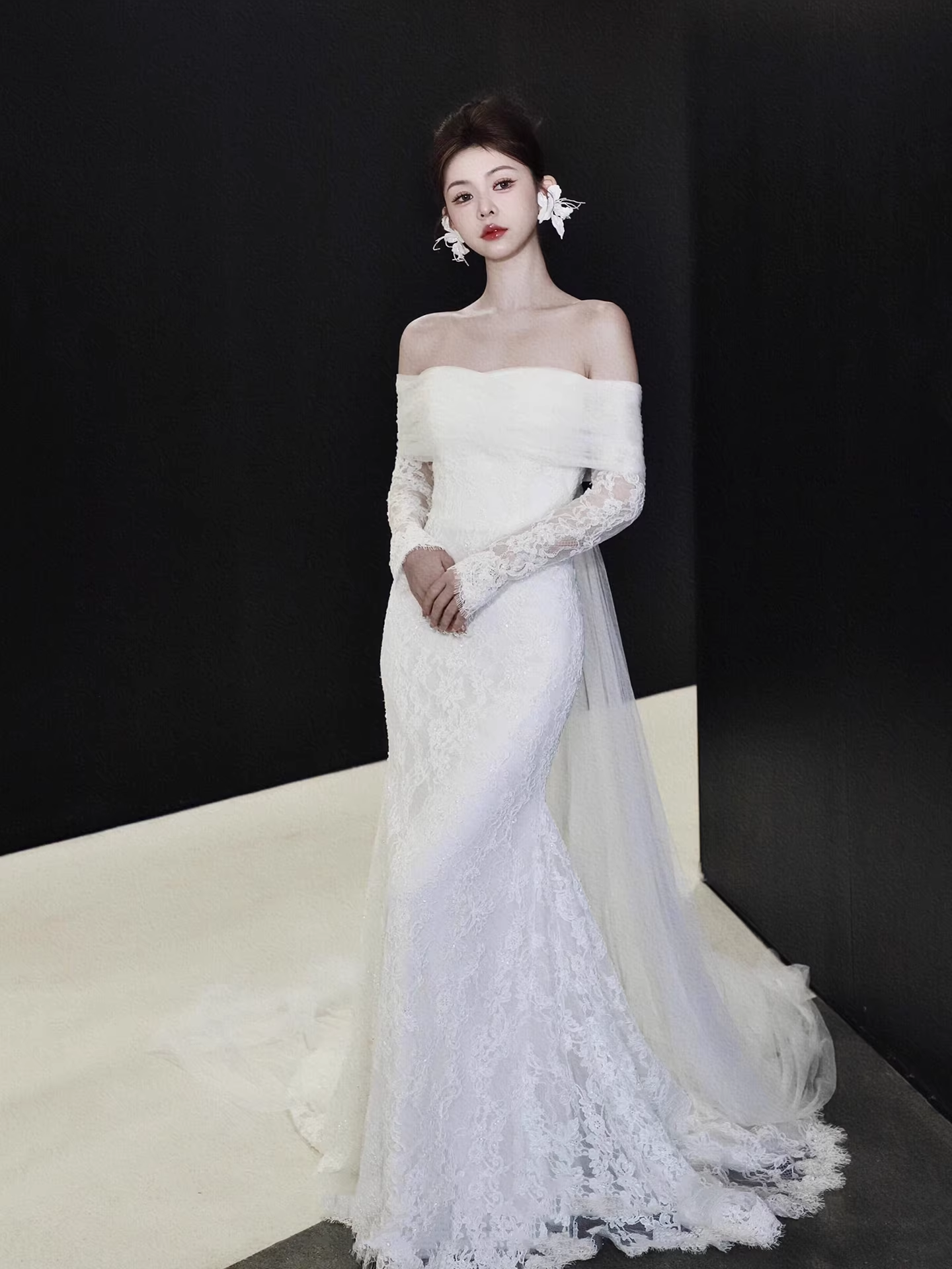 Gorgeous Off The Shoulder Tulle Lace Mermaid Long Wedding Dress White Bridal Dresses SP2022