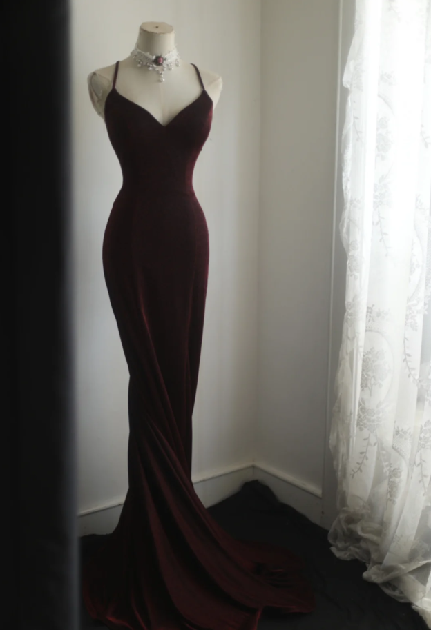 Elegant Spaghetti Straps Burgundy V Neck Satin Pleated Mermaid Long Wedding Guest Dress Evening Dress SP1208