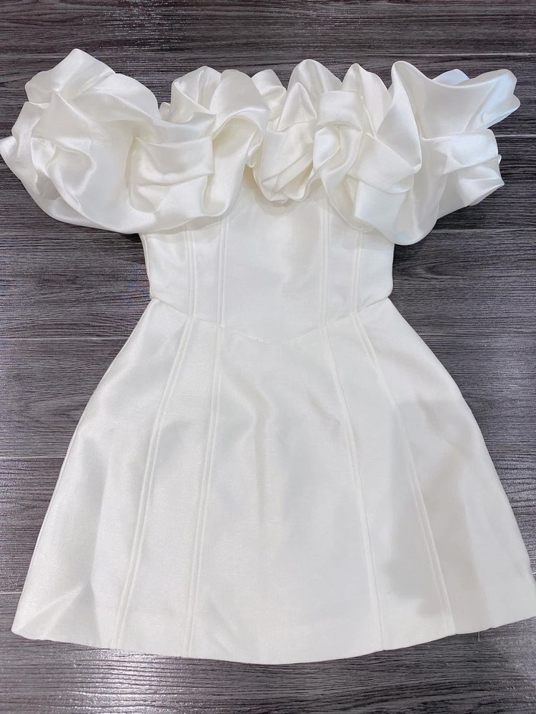 White Ruffled Neckline Homecoming Dress,White Party Dress Y2358