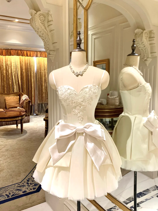 Pretty White Satin Tulle Appliques Short 20th Birthday Outfits Formal Homecoming Dress With Bow Y9406