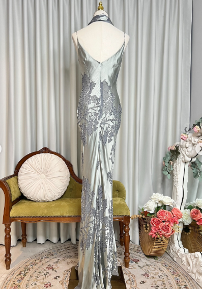 Charming Spaghetti Straps Silver Satin Lace Party Dress Retro Mermaid Prom Dress With Ribbon SP629