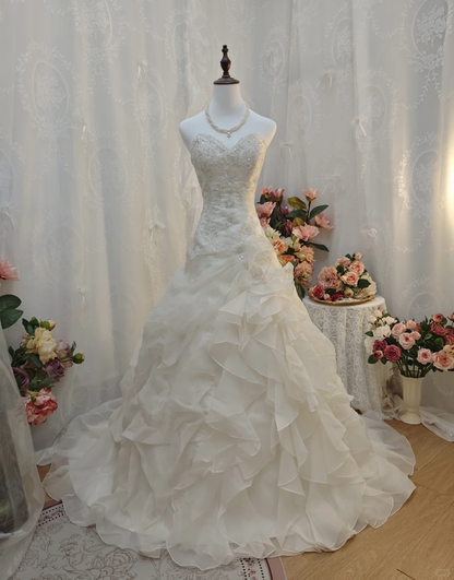 Glamorous Strapless White Lace Beaded Tulle Ruffles Long Wedding Dress SP2165