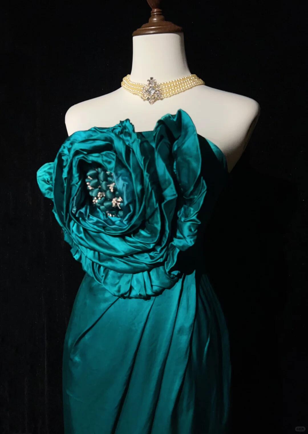 Unique Green Strapless Satin Sheath Cocktail Dress,Short 6th Grade Homecoming Dress With 3D Flower SP2921