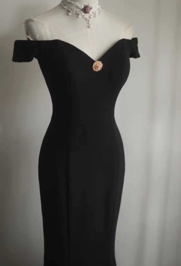 Vintage Off The Shoulder Black Satin Appliques Beaded Mermaid Long Party Dress Prom Gown SP1262