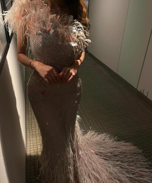 Pretty Light Pink Sequin Feathers Mermaid Long Party Dress Prom Gown SP1120