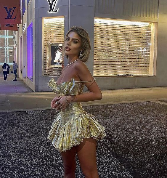 Gorgeous Gold Spaghetti Straps A Line Short Graduation Homecoming Dress Cocktail Dress Y9977