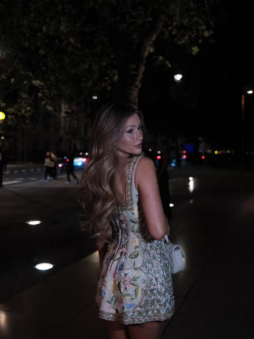 Charming Wide Shoulder Straps Sleeveless Embroidered Floral Sequin Short Prom Dress Formal Graduation Homecoming Dress SP3747