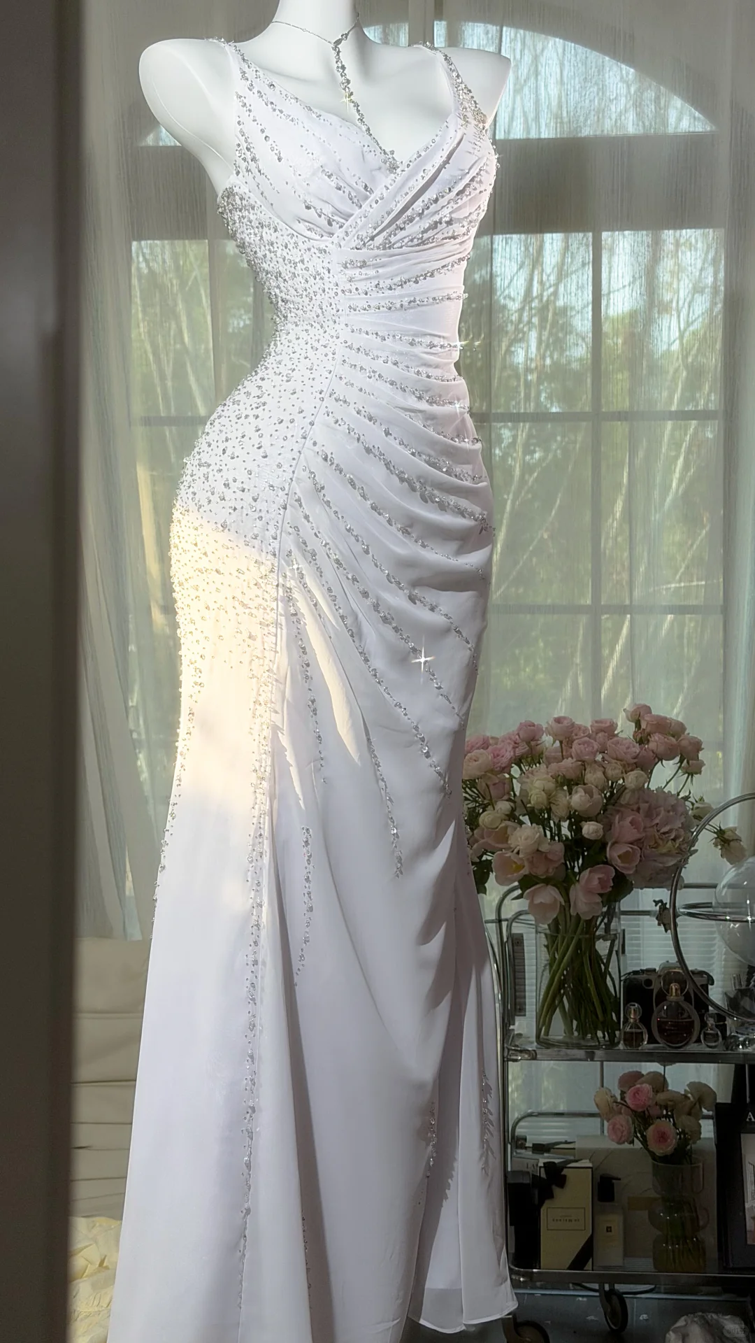 Classy Spaghetti Straps White Chiffon Beaded Mermaid Long Evening Dress Birthday Prom Gowns SP2178