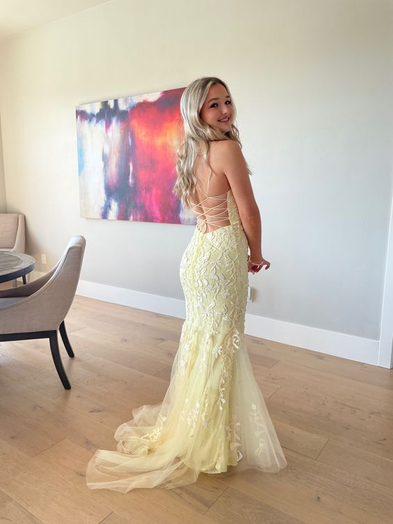 Elegant Yellow Backless Lace Prom Dress,Yellow Formal Gown Y7074