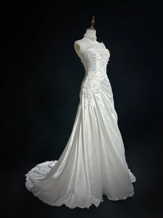 Pretty White One Shoulder Satin Pleated Appliques Mermaid Long Wedding Dress SP1284