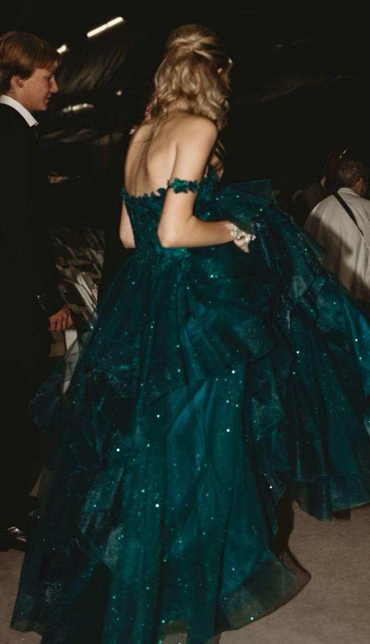 Charming Off The Shoulder Tulle Sequin Appliques Long Party Dress Emerald Green Wedding Guest Dress SP2168