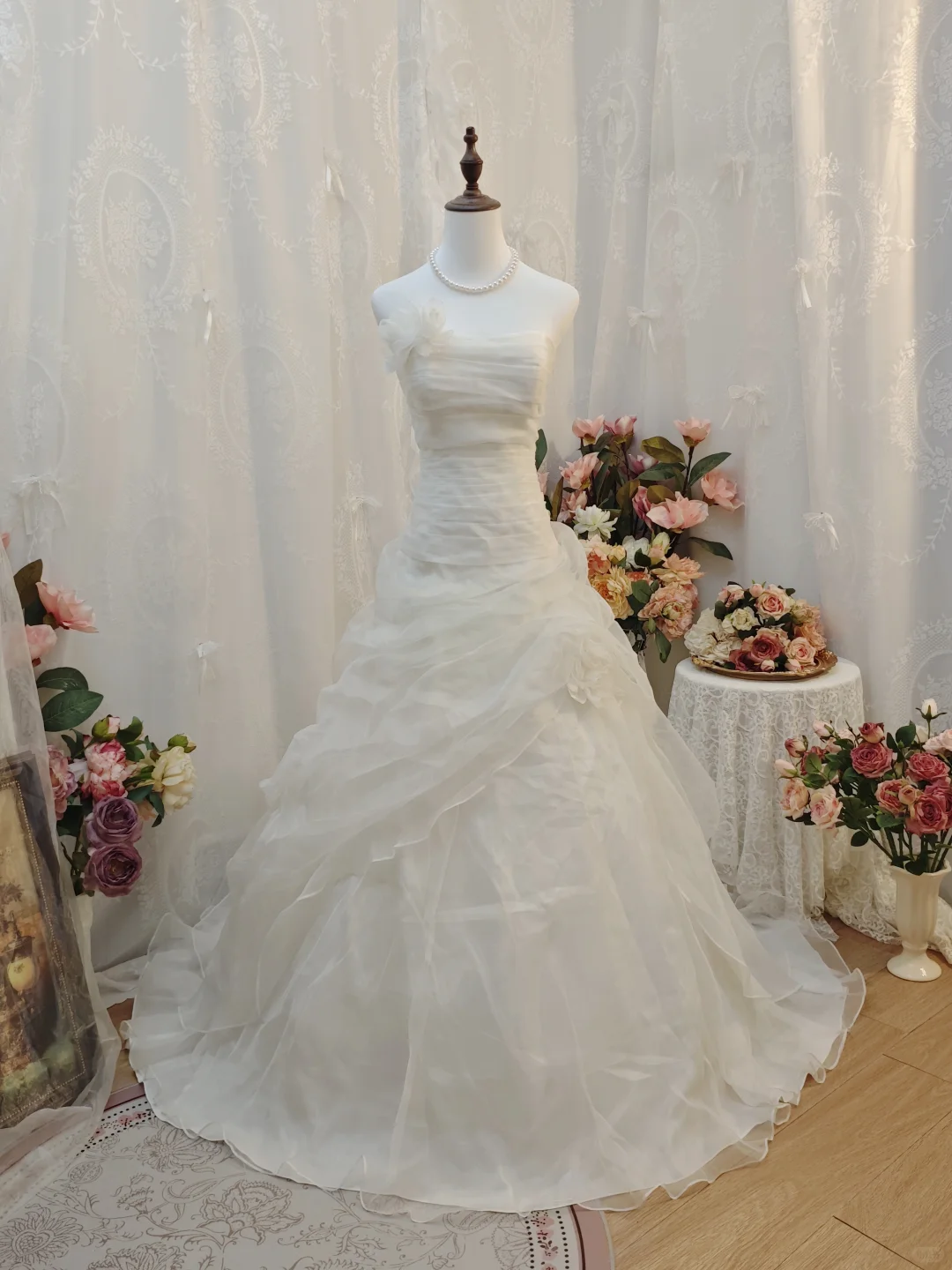Pretty Ball Gown White Tulle Pleated Long Wedding Dress SP2258