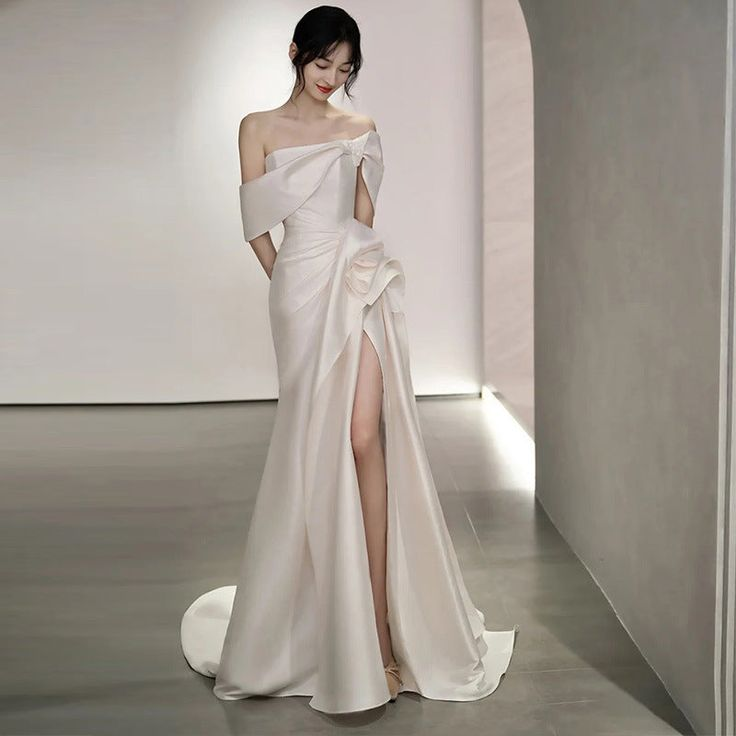 Off Shoulder Satin Wedding Dress White Mermaid Long Bridal Gown with Slit Y7336