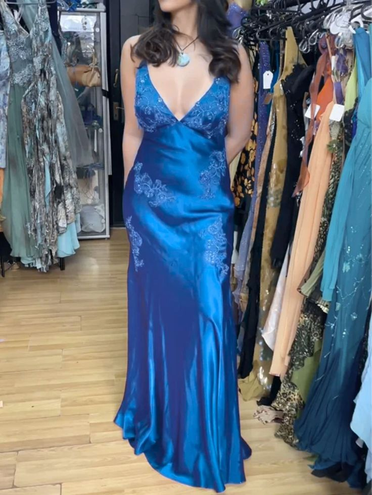 Vintage Blue Spaghetti Straps V Neck Satin Beaded Mermaid Prom Gown Evening Dress SP462